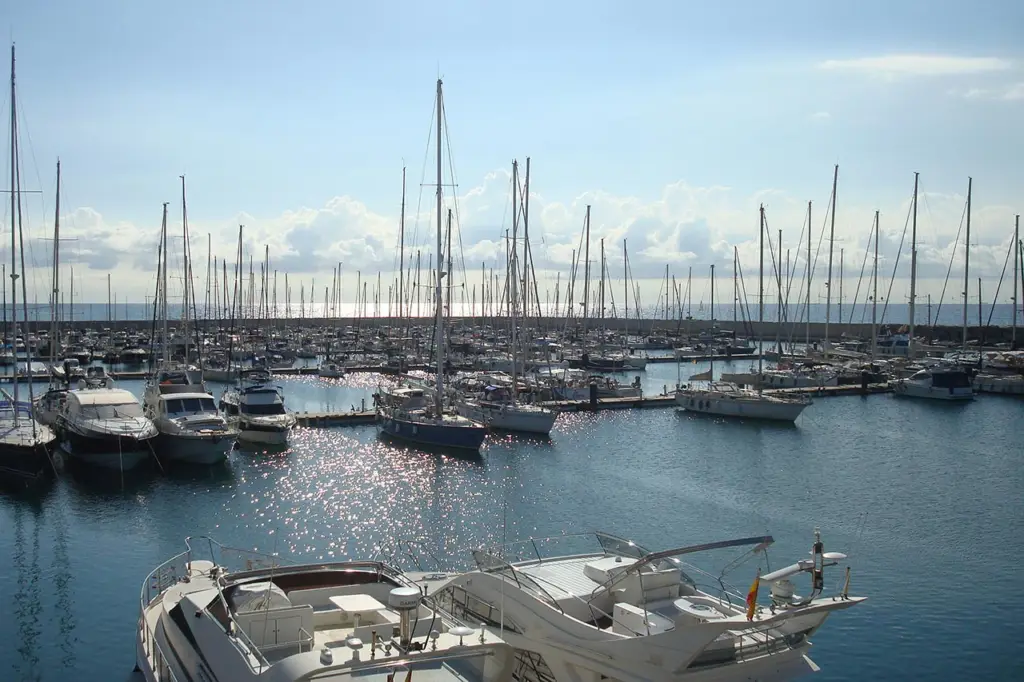 Contacto La Tapeta del Port - Ubicación del restaurante